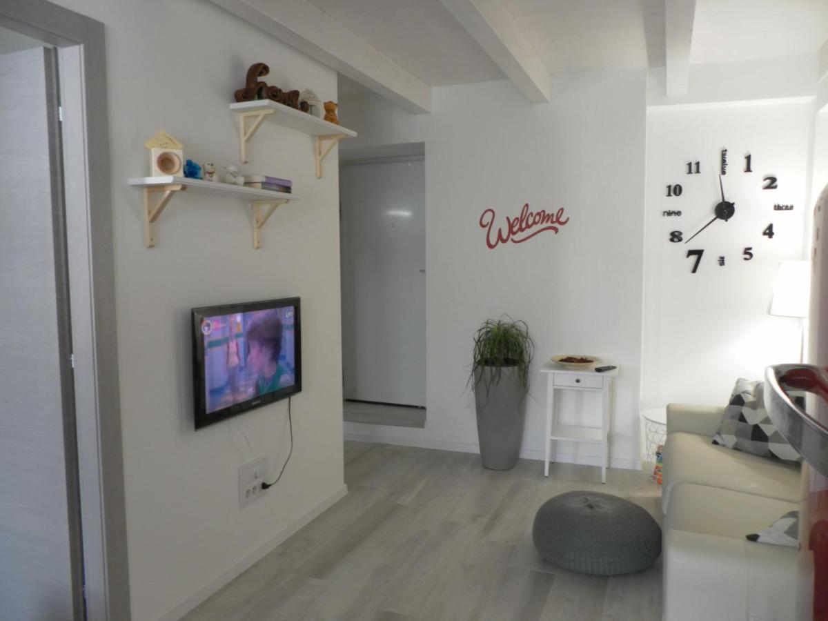 La Casa Di Virginia Appartement Arco Buitenkant foto